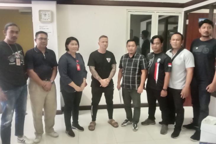 Bali police detain fugitive Canadian in fraud case