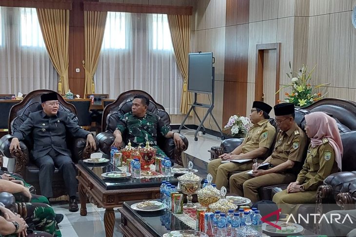 Gubernur sampaikan niat bangun Lanudal Bengkulu ke Pangkogabwilhan I