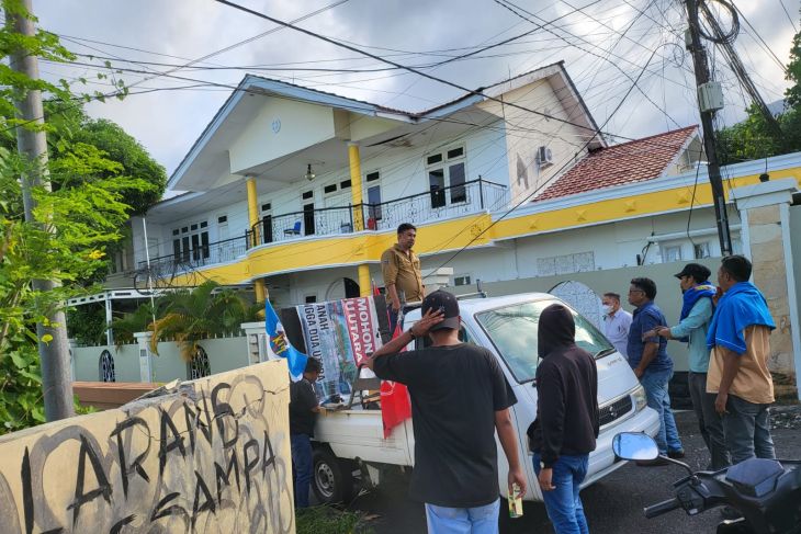 Gubernur Maluku Utara sikapi pengelolaan manajemen RSU CB