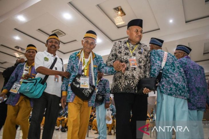 Calon haji tertua berusia 119 tahun