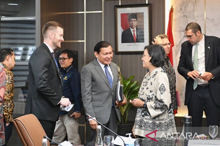 Indonesian Finance Minister receives US-ASEAN Business Council's visit