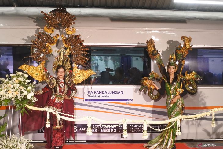 Peluncuran KA Pandalungan rute Jember- Gambir Jakarta