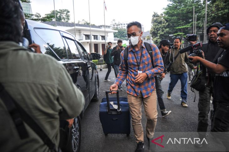 KPK geledah Balai Kota Bandung