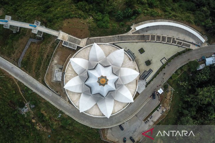 Masjid Al Kamil Kabupaten Sumedang