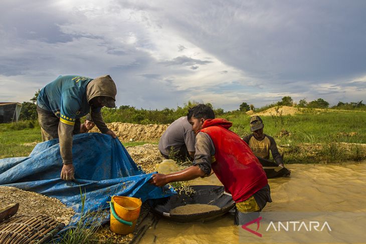 Situs Geopark Meratus Pendulangan Tradisional Intan