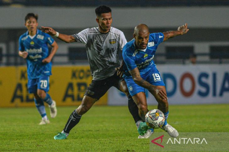 Persib Bandung menang atas Dewa United