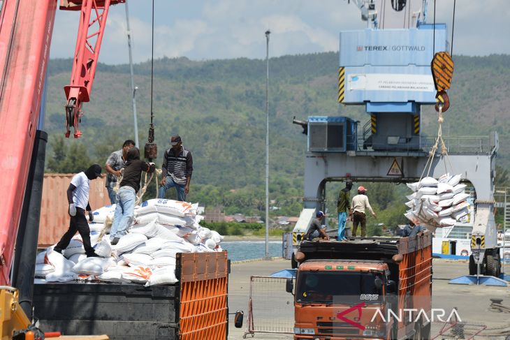 FOTO - Kedatangan beras impor Thailand di Aceh