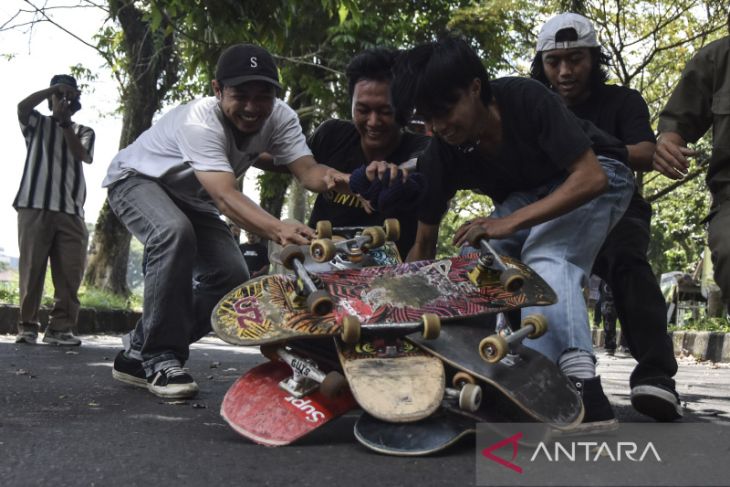 Peringatan hari skateboard sedunia di Tasikmalaya