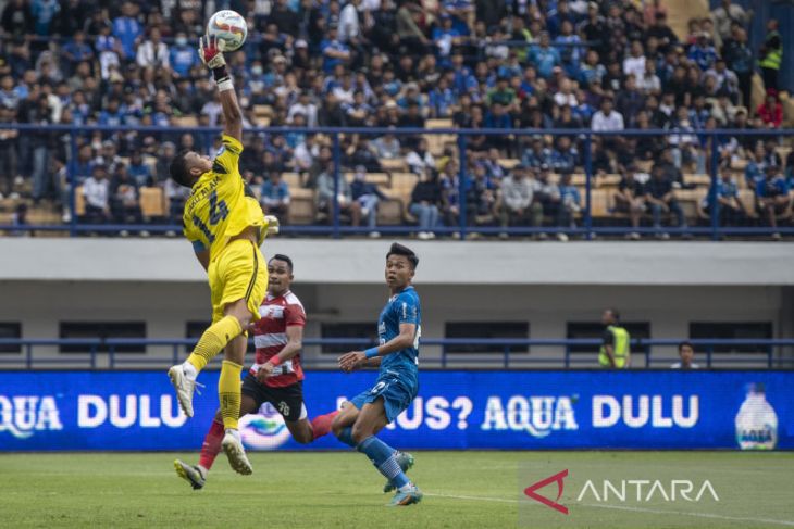 Persib Bandung imbang lawan Madura United