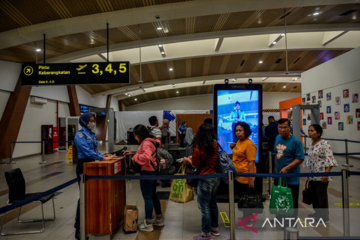 Rencana pemindahan penerbangan di Bandara Husein Sastranegara