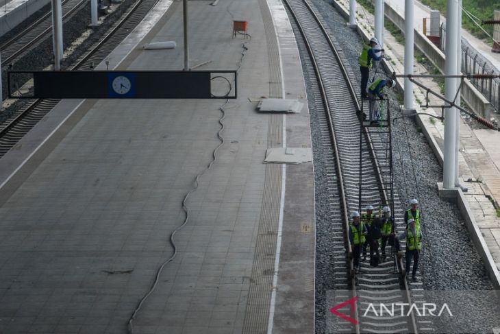 Kesiapan sarana penunjang kereta cepat jelang peresmian