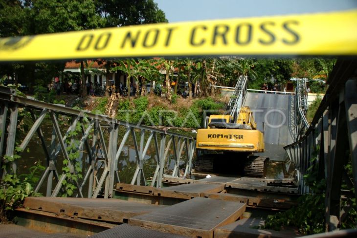 Jembatan ambruk di Kabupaten Tegal