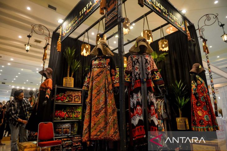 Pameran Batik dan Kerajinan Nusantara