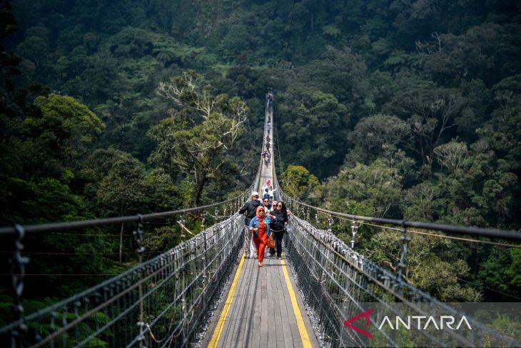 Jembatan gantung terpanjang se Asia Tenggara
