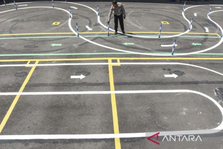 Perubahan lintasan dalam uji praktik pembuatan SIM C