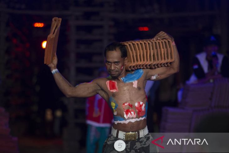 Kontes Binaraga antar Jebor