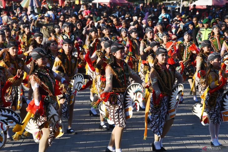 Pertunjukan massal Reog Ponorogo