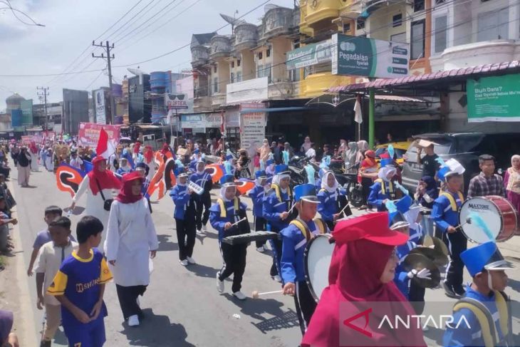 FOTO - Karnaval HUT RI di Aceh Timur