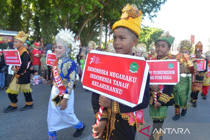 FOTO - Pawai budaya HUT RI di Aceh