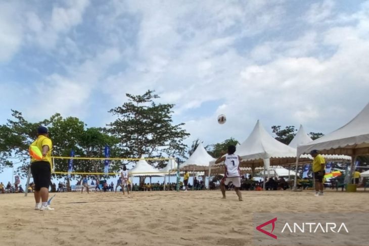 Pertandingan voli pantai Porprov VI Babel 2023