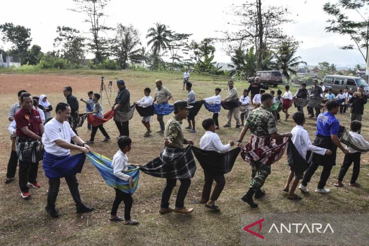 Permainan tradisional sasarungan