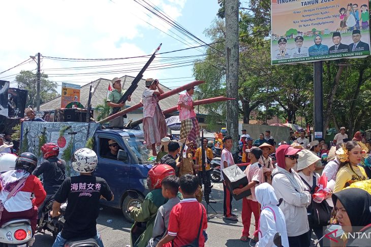 Semarak Pawai Karnaval HUT Ke-78 RI di Pangkalpinang