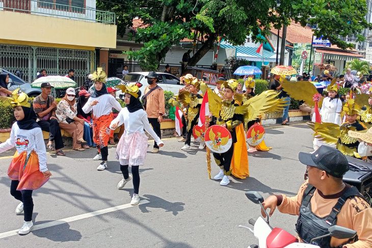 Semarak Pawai Karnaval HUT Ke-78 RI di Pangkalpinang