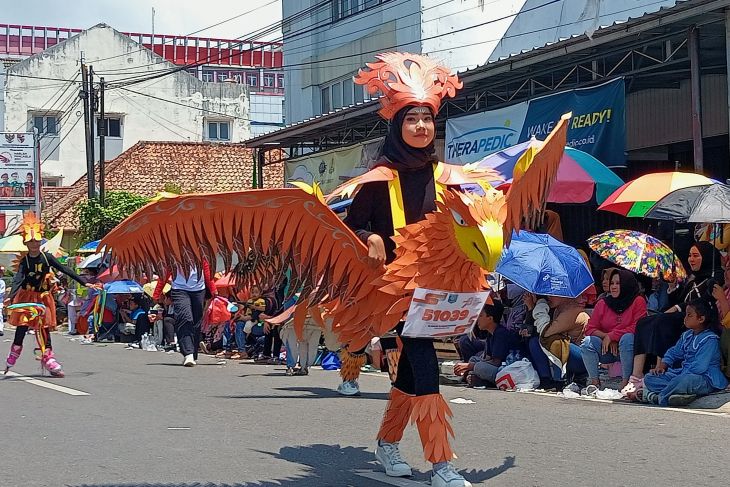 Semarak Pawai Karnaval HUT Ke-78 RI di Pangkalpinang