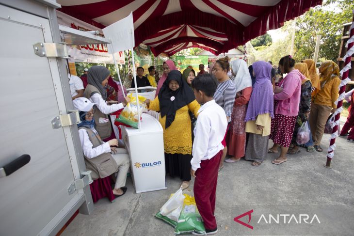 Gerakan pangan murah Indramayu