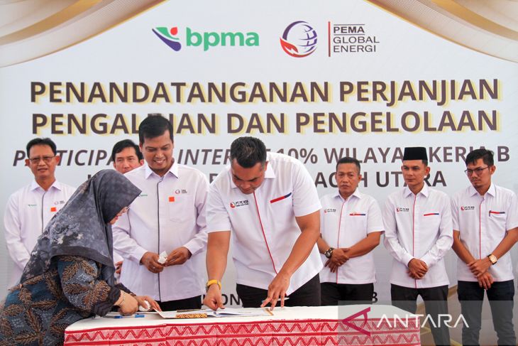 FOTO - PGE Serahkan 10 persen saham migas WK B kepada Pemerintah Aceh Utara