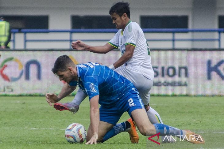 Persib menang atas Persikabo