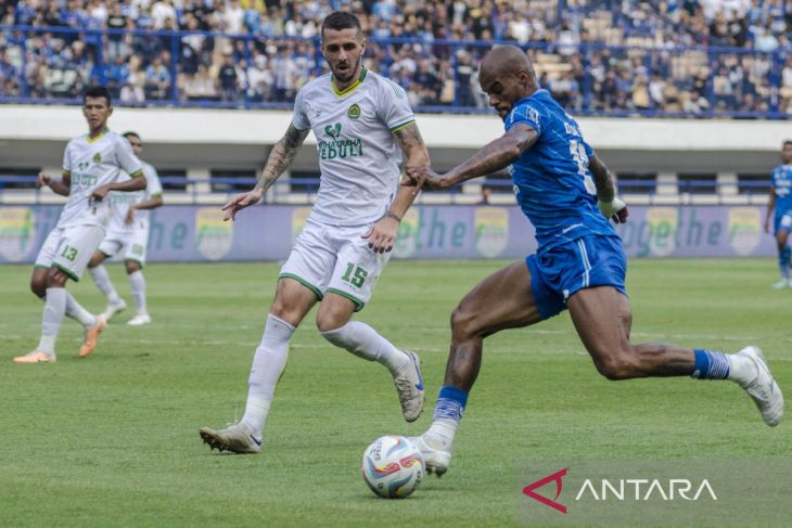 Persib menang atas Persikabo