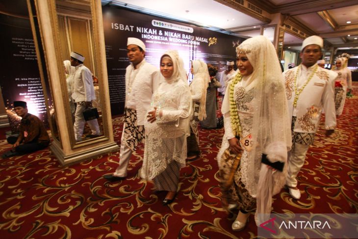 Isbat nikah massal di Surabaya