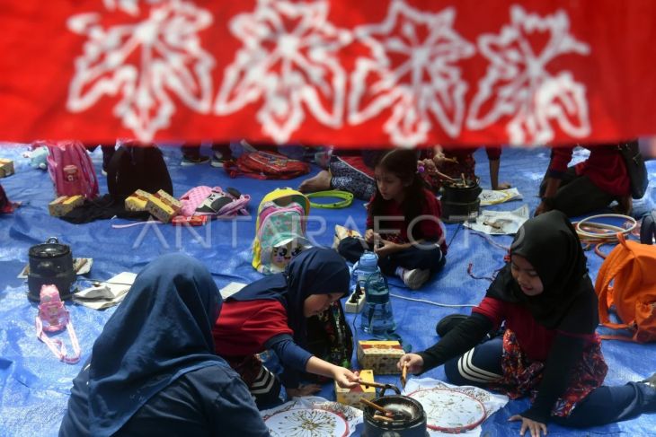 Belajar membatik di Kampung Batik Cibuluh Bogor