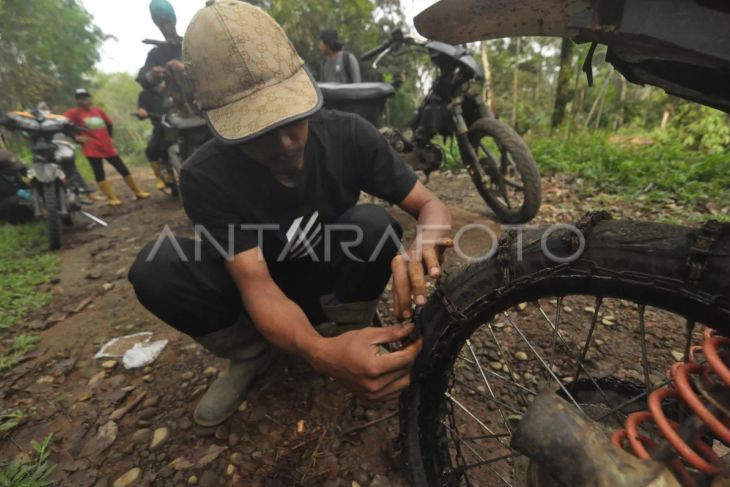 Akses jalan desa wisata di Bengkulu Utara