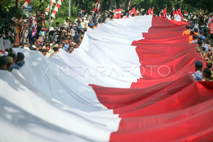 Kirab kebangsaan merah putih di Bogor