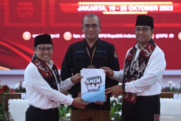 Pasangan Anies-Muhaimin mendaftar Pilpres di KPU