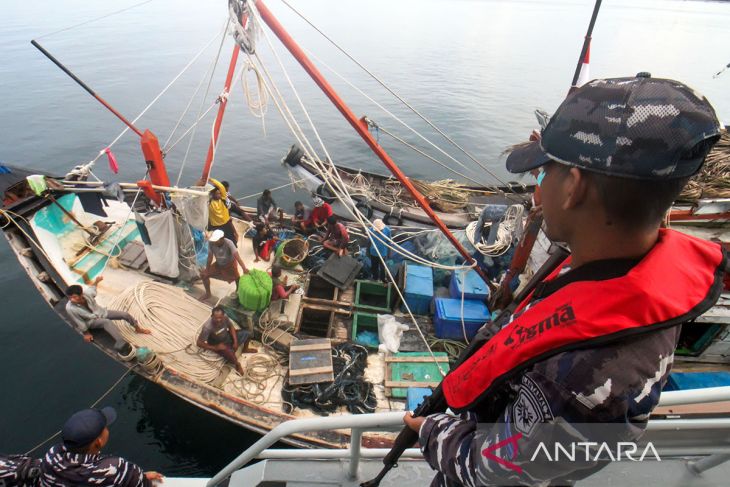 FOTO - Patroli Laut Terpadu Lanal Lhokseumawe