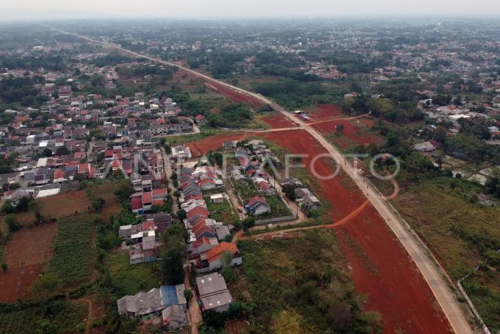 Pembangunan jalan raya Bomang Bogor