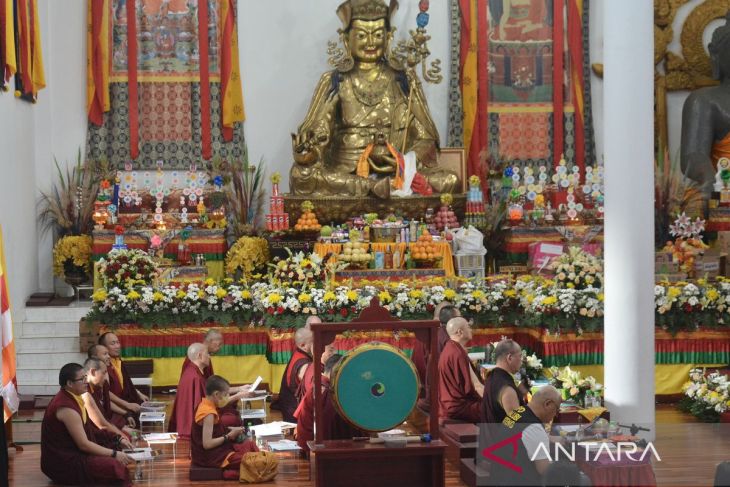 Dharma Teaching and Empowerment di Vihara Graha Padmasambhava Borobudur