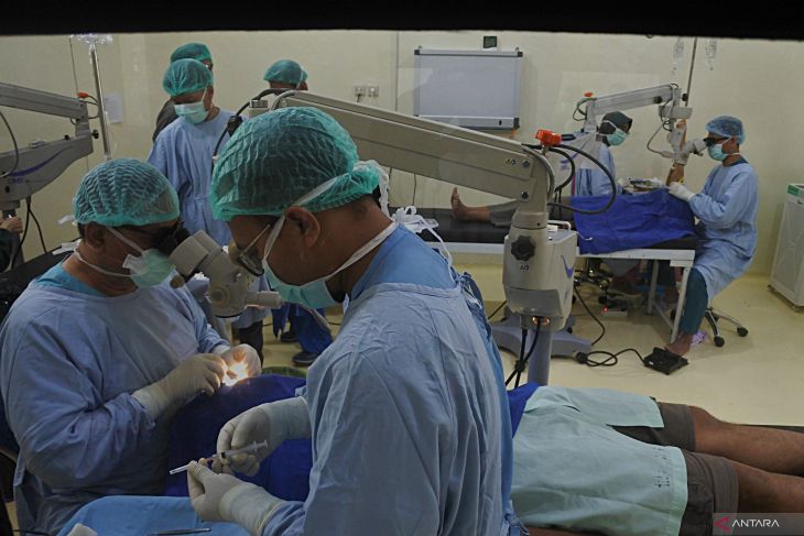 Operasi katarak di RSUD Besuki