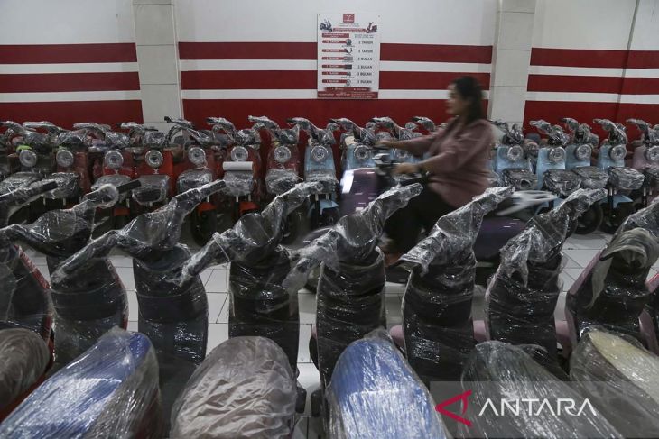 Target penggunaan kendaraan listrik di Indonesia