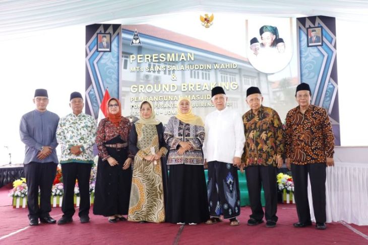 Gubernur Khofifah resmikan MTs Sains Tebuireng
