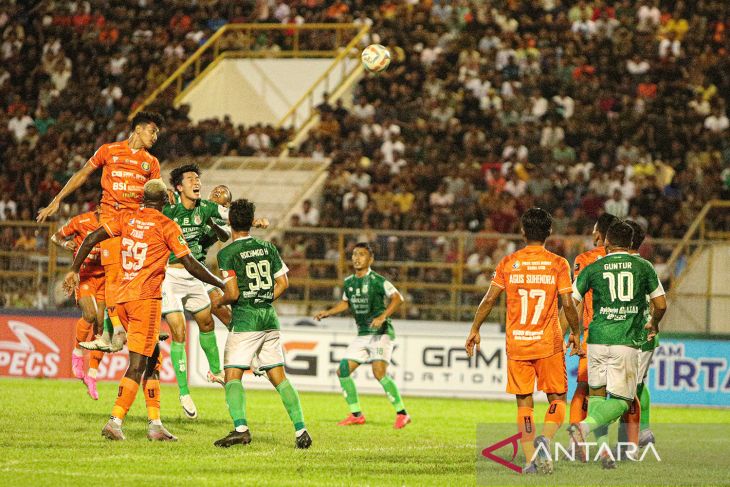 FOTO - Persiraja Ditahan Imbang PSMS Medan