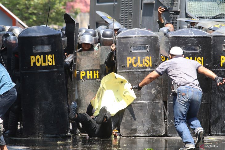Simulasi pengamanan Pemilu sinergi TNI dengan Polisi