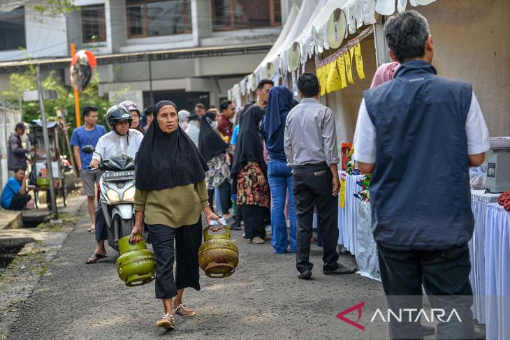 Pasar murah di Bandung