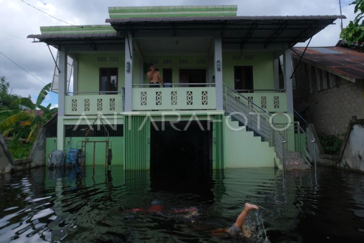 Banjir rendam tiga desa di Kabupaten Kubu Raya
