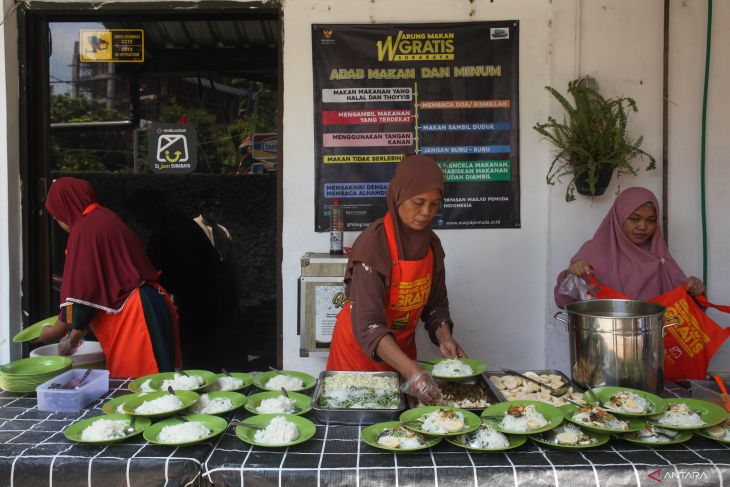 Warung makan gratis Surabaya