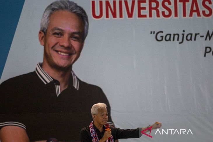 Ganjar Pranowo temui mahasiswa Cirebon