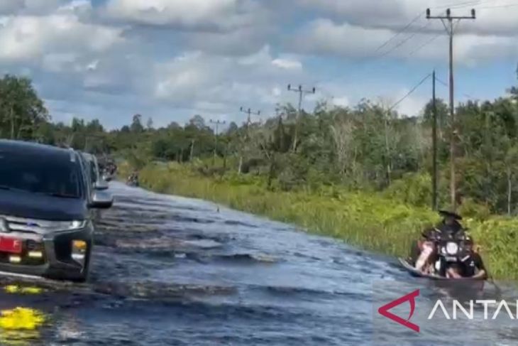 Fransiskus Diaan minta sekolah terdampak banjir diliburkan sementara